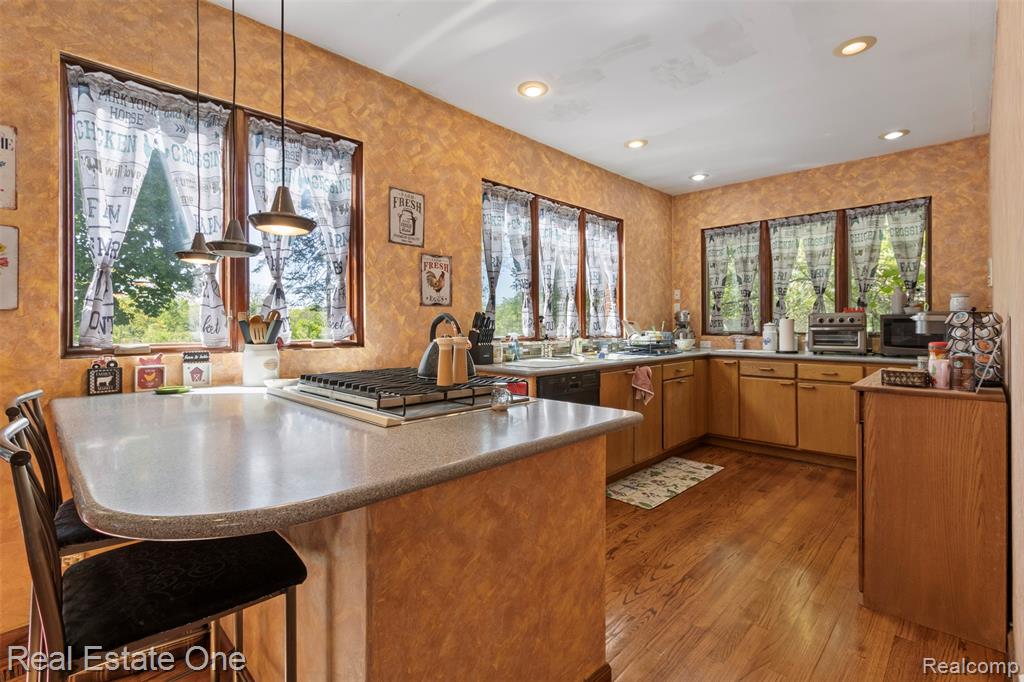 939 S HIGHLAND Street, Dearborn, MI 48124 — Photo 15