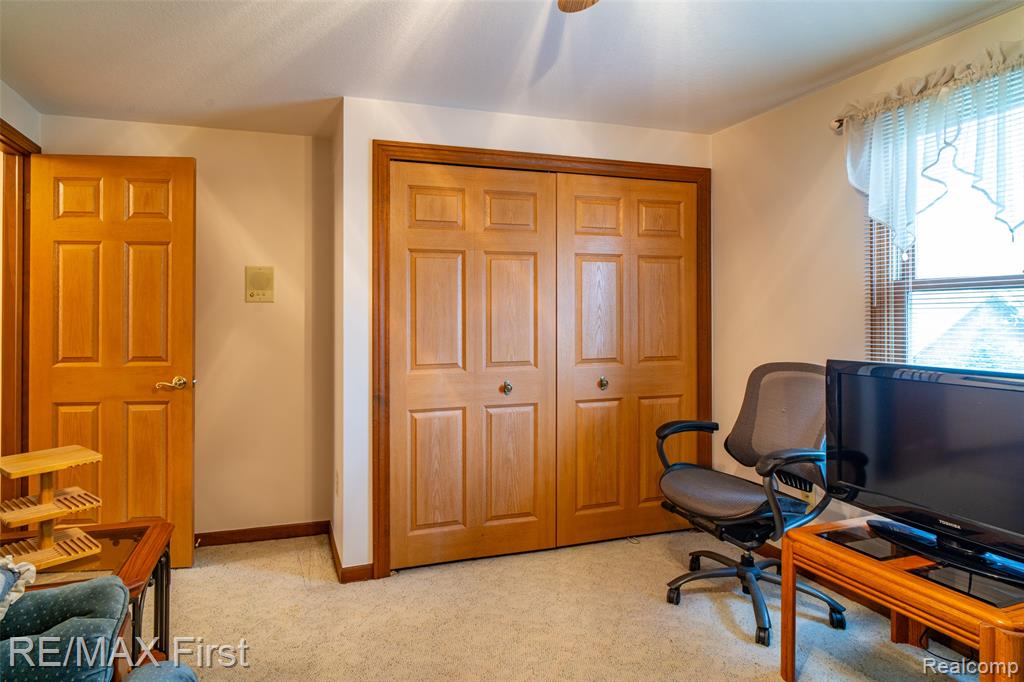 47799 Farmbrook Court, Chesterfield, MI — Photo 39