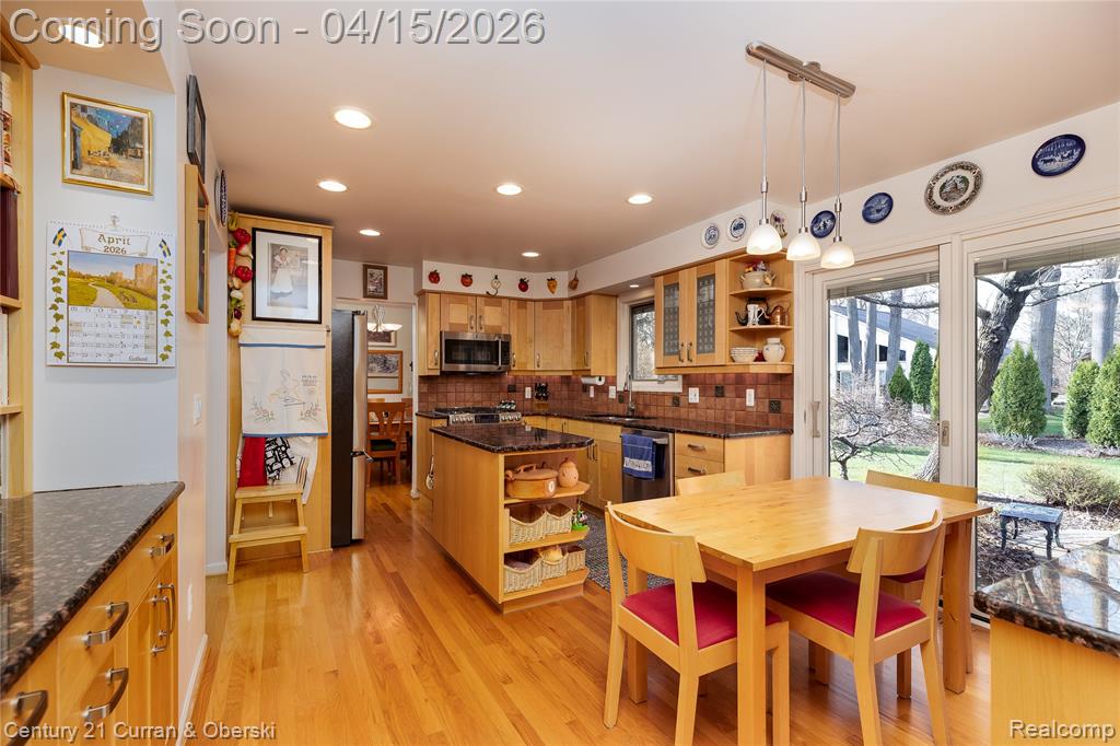 2695 Ronald Drive, Troy, MI 48085 — Photo 10
