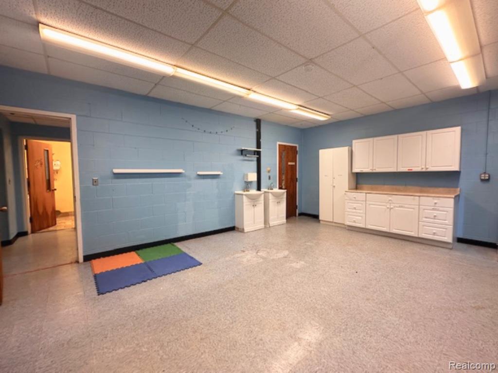 4150 Pontiac Lake Rd, Waterford, MI — Photo 28