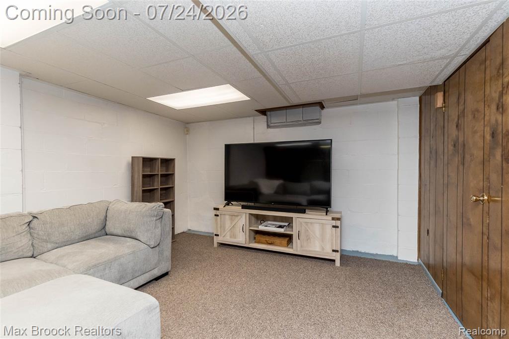1090 Cambridge Road, Berkley, MI 48072 — Photo 24