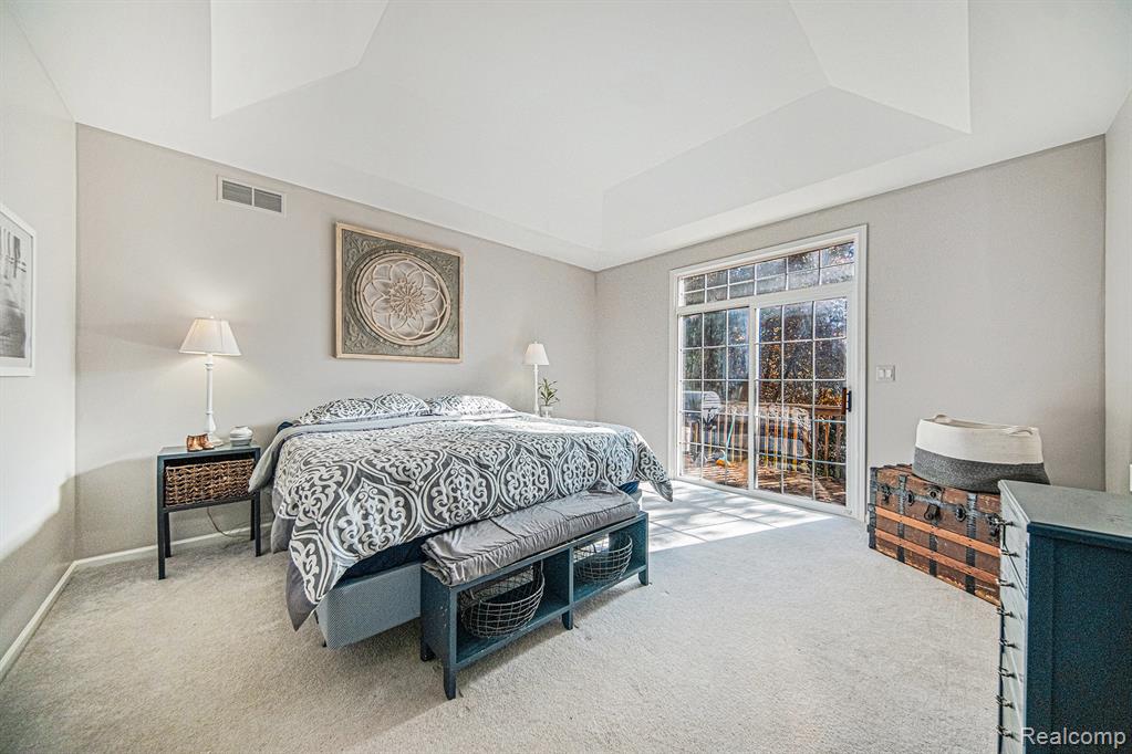 9993 Tioga Trail, Pinckney, MI 48169 — Photo 13