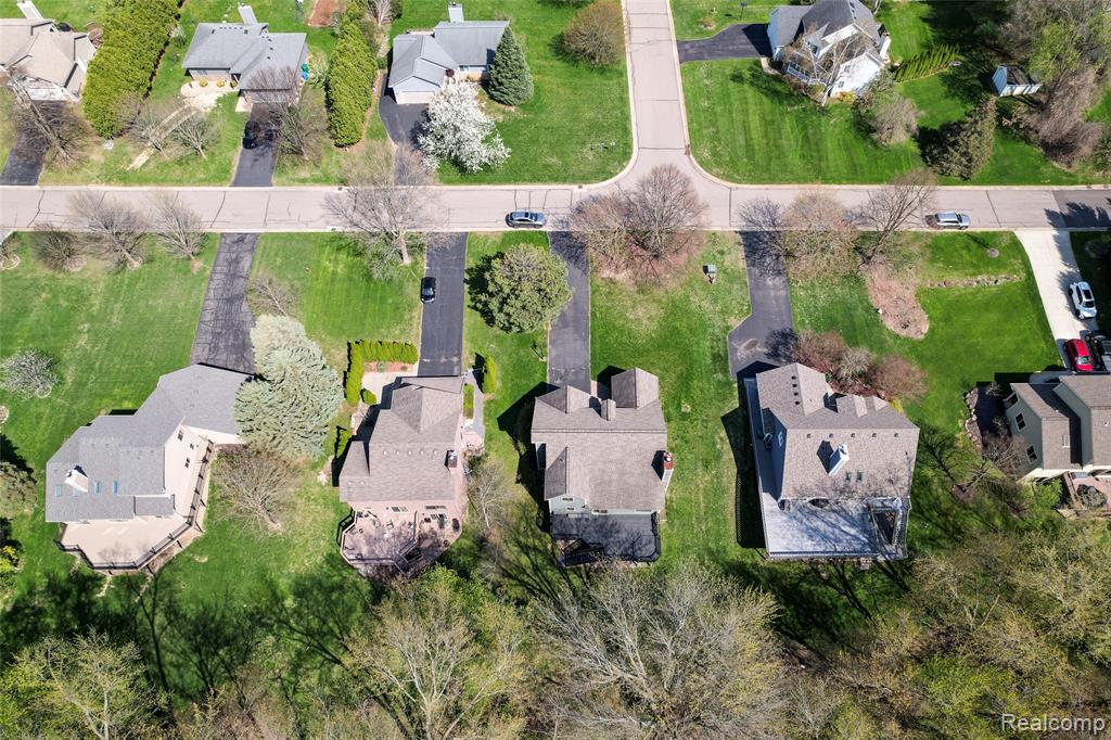 461 Alexander Drive, Commerce Twp, MI 48390 — Photo 50