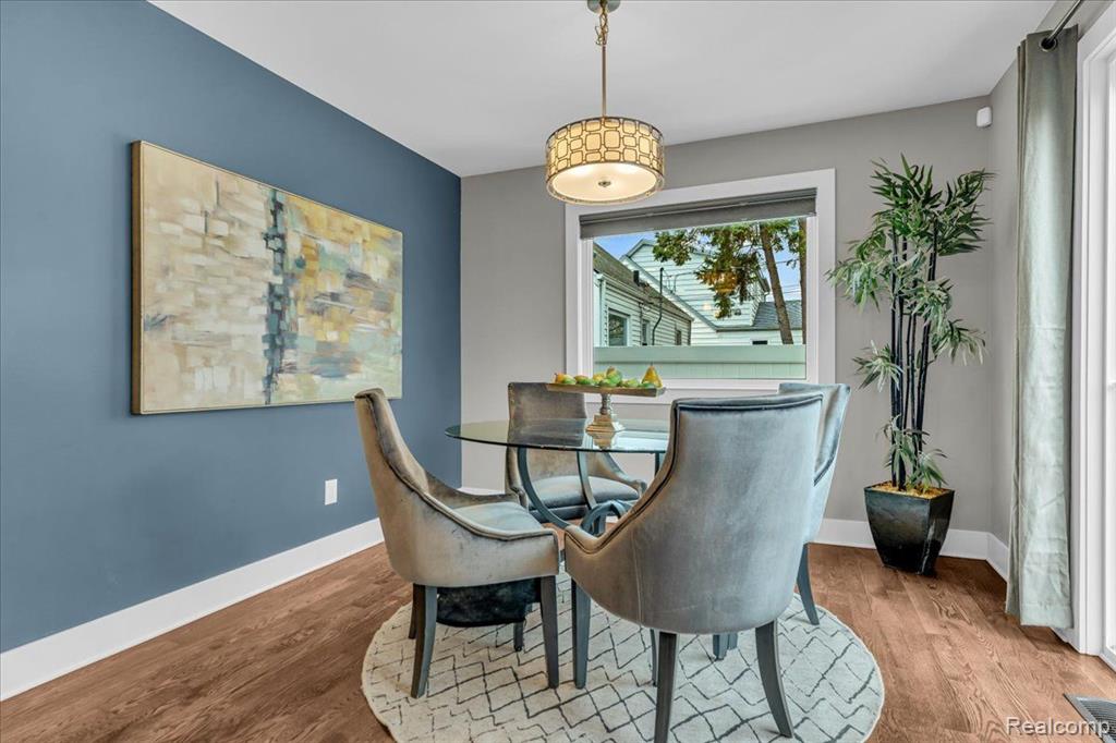 705 WHITCOMB Avenue, Royal Oak, MI 48073 — Photo 15