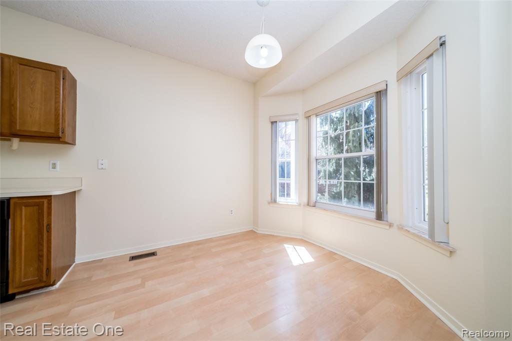 41474 Cornell Drive, Novi, MI 48377 — Photo 13