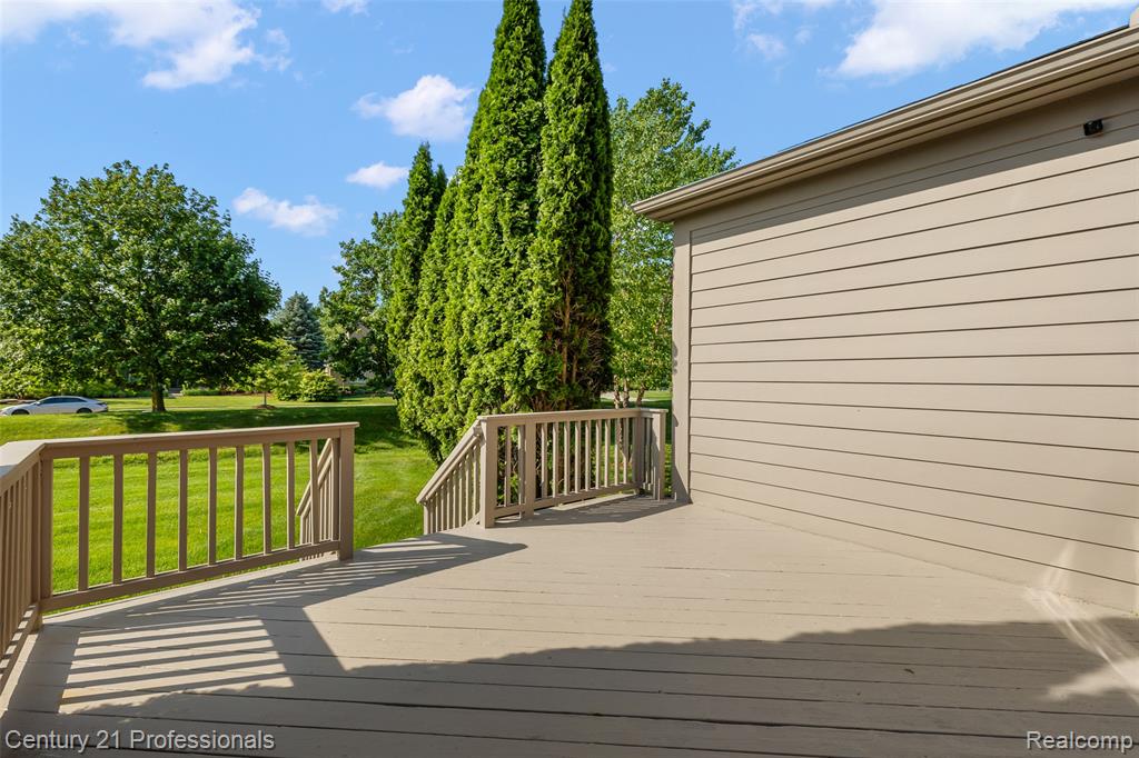 4013 Ardsley Court, Clarkston, MI 48348 — Photo 42