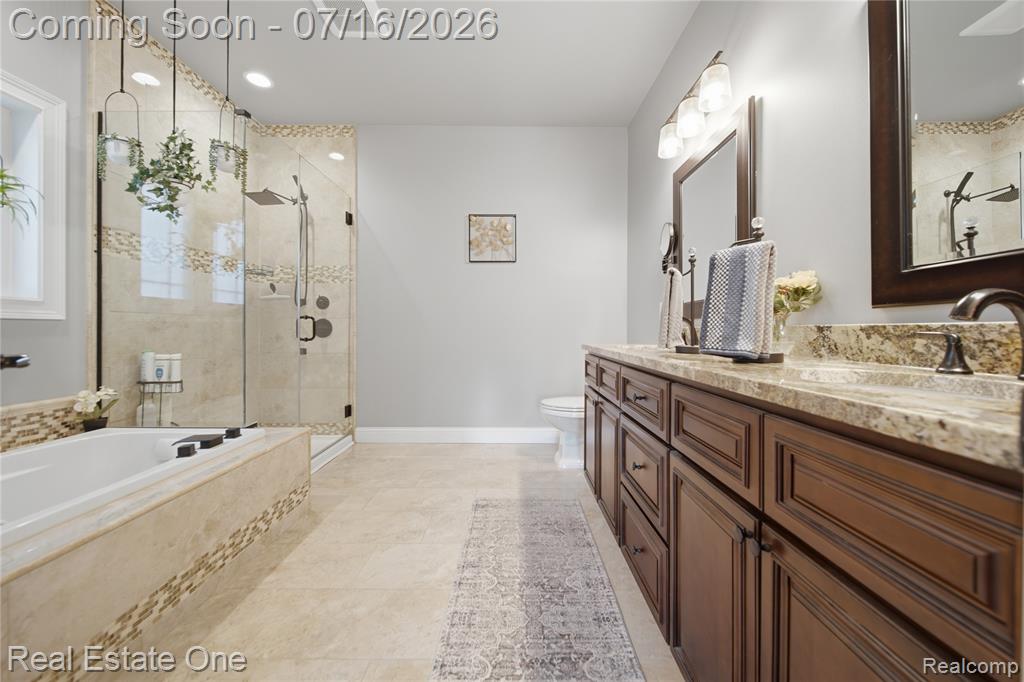 10641 Lone Oak Circle, Grand Blanc, MI 48439 — Photo 22