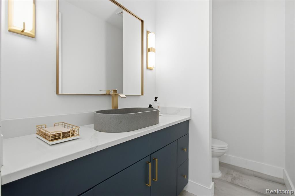24696 Franklin Park Drive, Franklin, MI 48025 — Photo 30