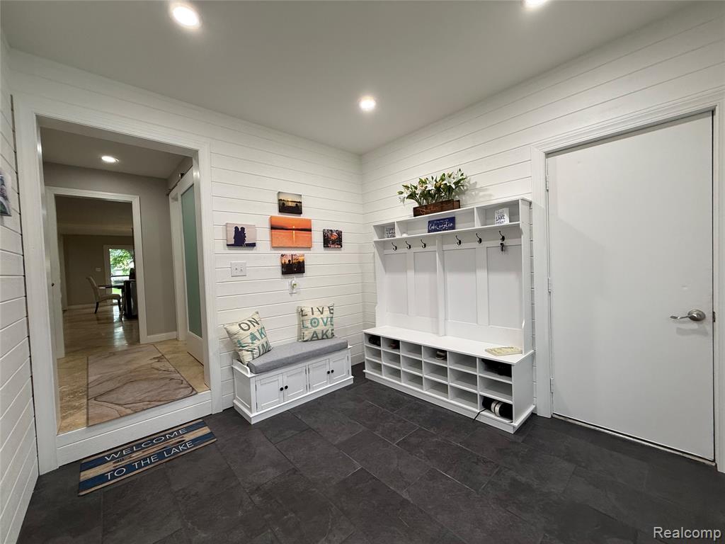 3978 CHANDA, Highland, MI 48356 — Photo 15