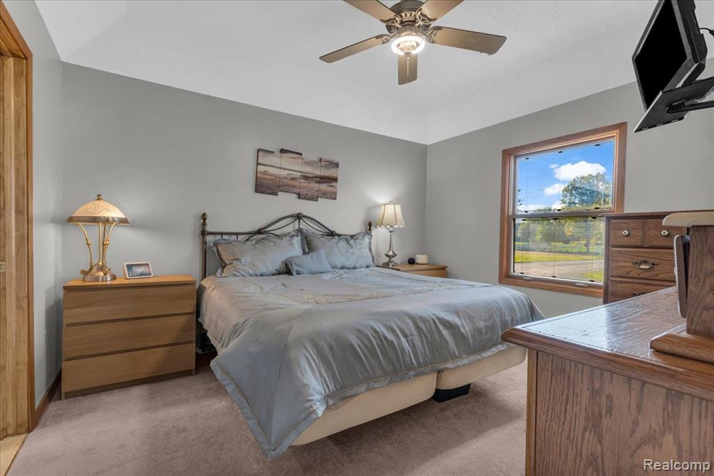 27520 West Road, New Boston, MI 48164 — Photo 42