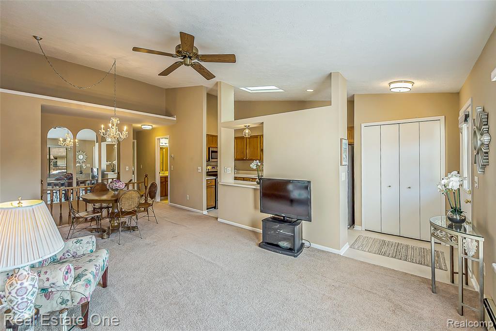 62177 TICONDEROGA, 4, South Lyon, MI 48178 — Photo 13