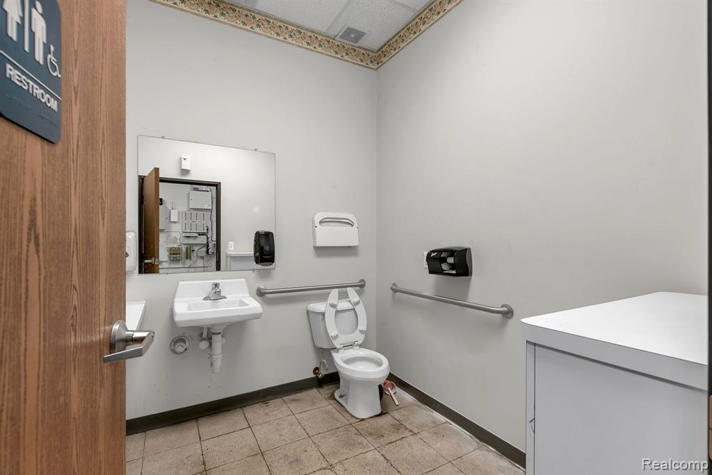 7747 W VERNOR, Detroit, MI 48209 — Photo 22