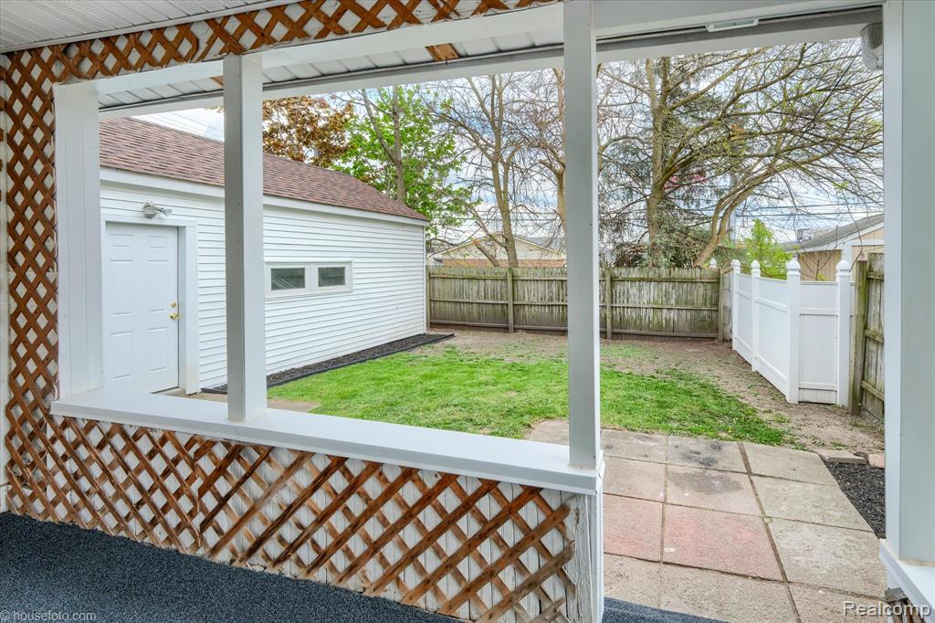 29 Law Street, Lapeer, MI 48446 — Photo 3