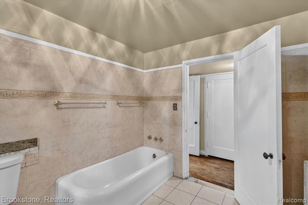 1735 Lincolnshire Drive, Highland Park, MI 48203 — Photo 40