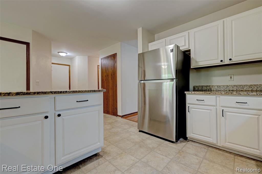 5370 Greenview Drive, Clarkston, MI 48348 — Photo 20