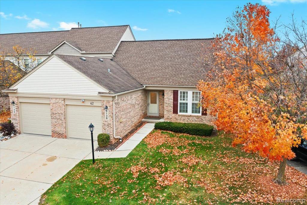 4138 HUNTERS Circle E, Canton, MI 48188 — Photo 28