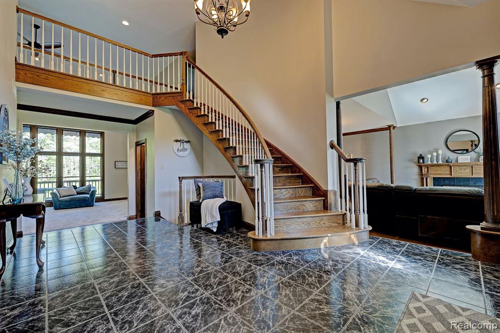 900 ROLLING PINES Drive, Ortonville, MI 48462 — Photo 3