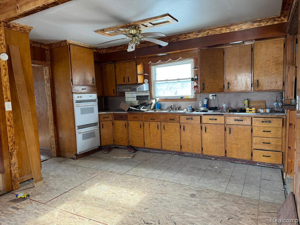 710 S Martin Luther King Jr Drive, Jackson, MI 49203 — Photo 8