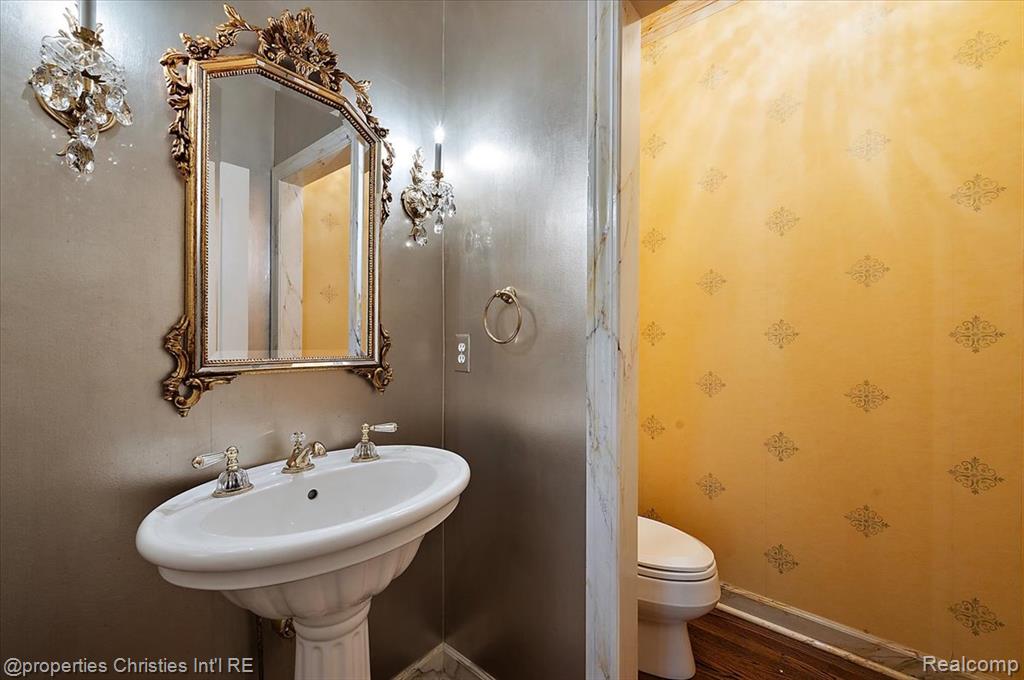 400 Hamilton Road, Bloomfield, MI 48301 — Photo 21