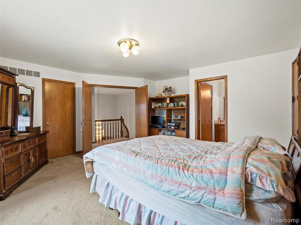 46386 Jackson Drive, Macomb, MI 48044 — Photo 35