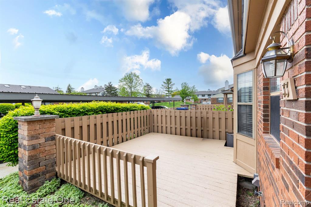 1891 Vine Way Drive, 33, Canton, MI 48188 — Photo 2