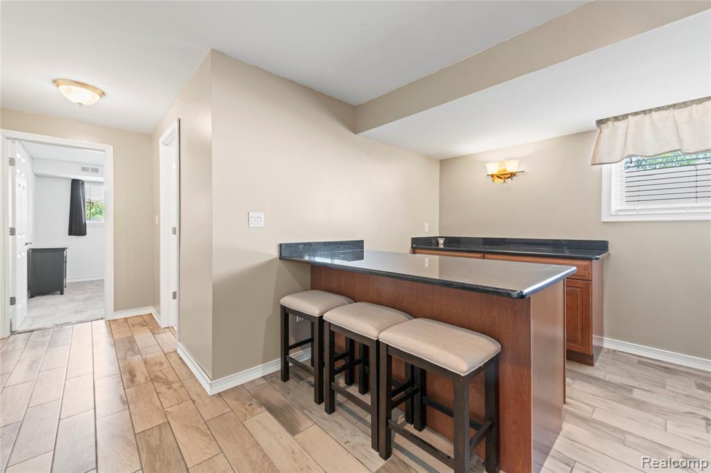 17621 Brentwood Drive, Riverview, MI 48193 — Photo 29