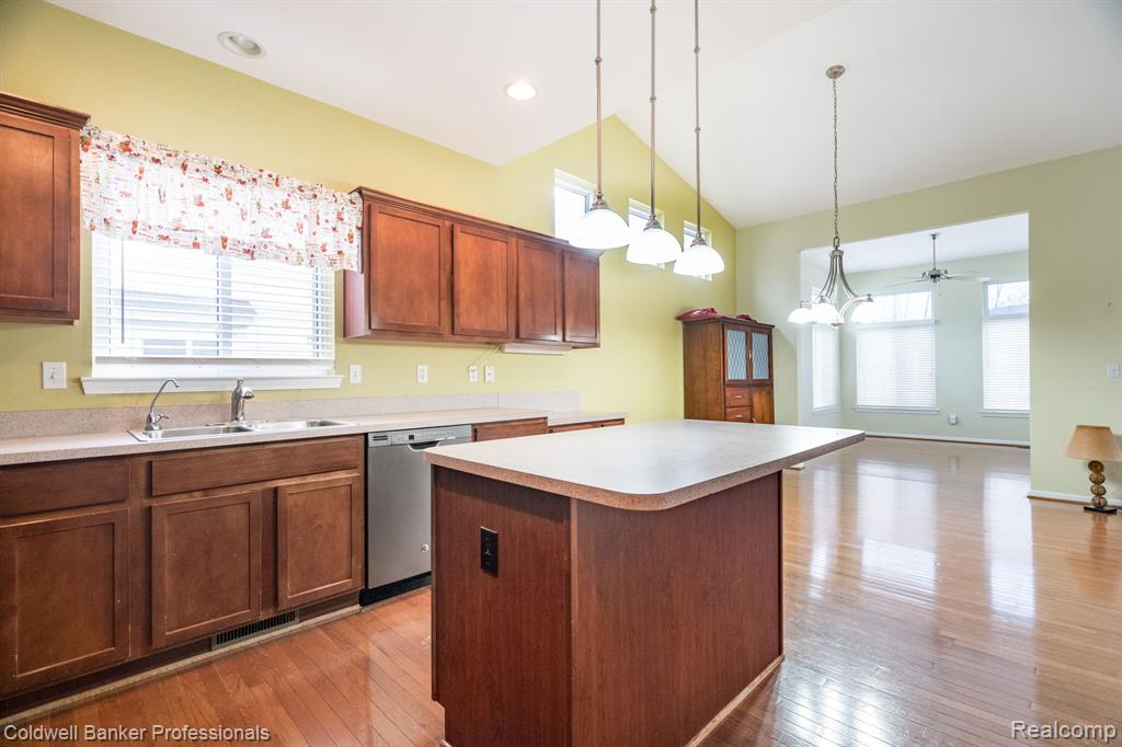 4436 Sunset Boulevard, Grand Blanc, MI 48439 — Photo 6