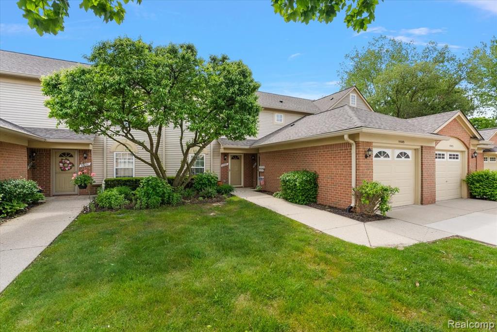 55093 Westchester Drive, 45, Shelby Twp, MI 48316 — Photo 2