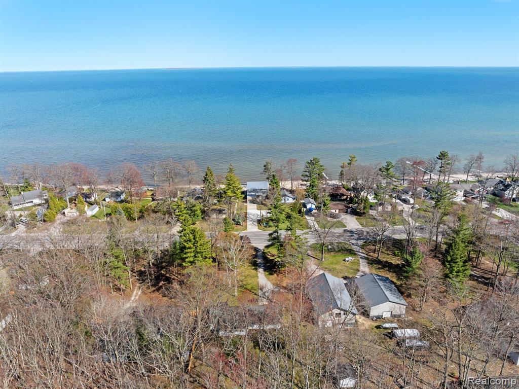 95 N HURON Road, Au Gres, MI 48703 — Photo 4
