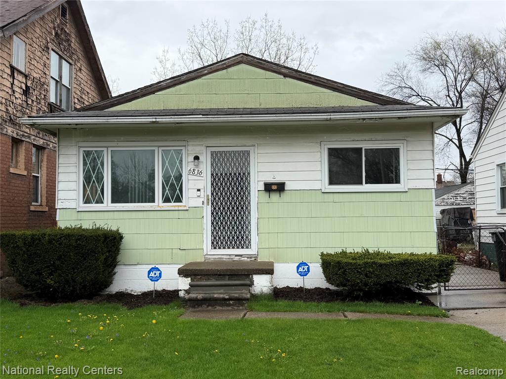 6836 Mansfield Street, Detroit, MI 48228 — Photo 2