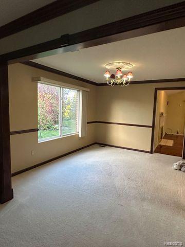 4038 WORTHINGTON Drive, Troy, MI 48085 — Photo 16