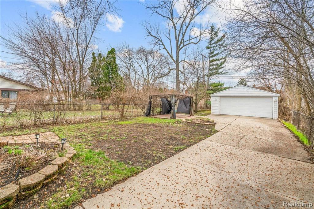4775 WESTLAND Street, Dearborn, MI 48126 — Photo 30