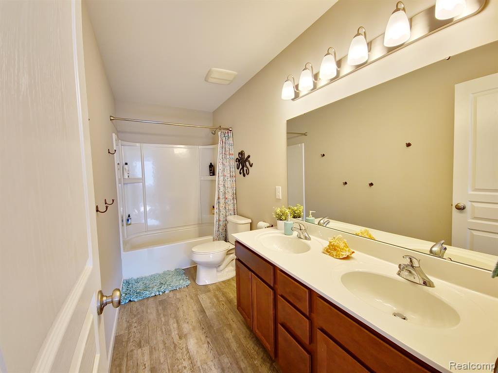 9270 NORMANDY Lane, Ypsilanti, MI 48197 — Photo 27