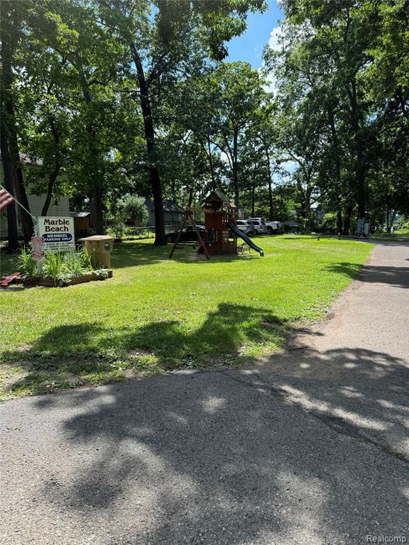 6798 Saline Drive, Waterford, MI 48329 — Photo 5