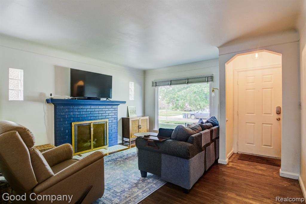 4246 Elmwood Avenue, Royal Oak, MI 48073 — Photo 3