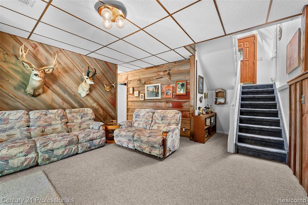 5135 Virgie Lane, West Bloomfield, MI 48324 — Photo 20