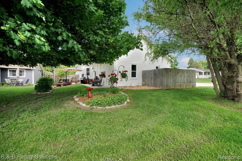 6624 Jefferson Road, North Branch, MI 48461 — Photo 25