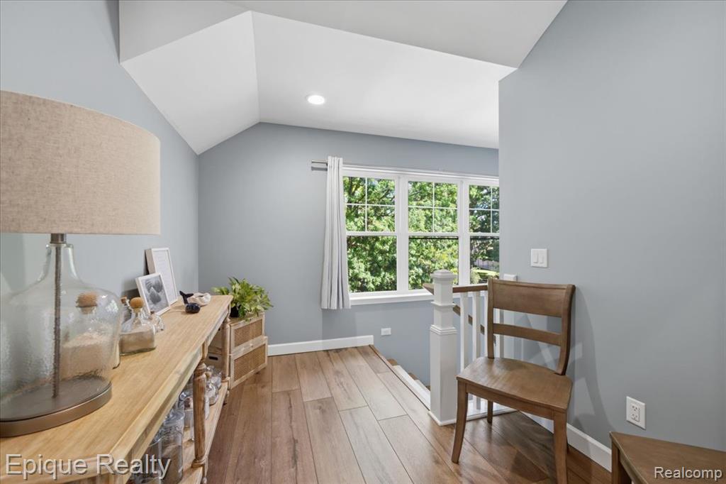 114 Bellevue Avenue, Lake Orion, MI 48362 — Photo 45