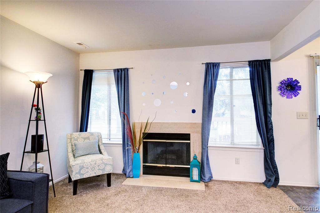 6397 Hunter Pointe Street, Westland, MI — Photo 11