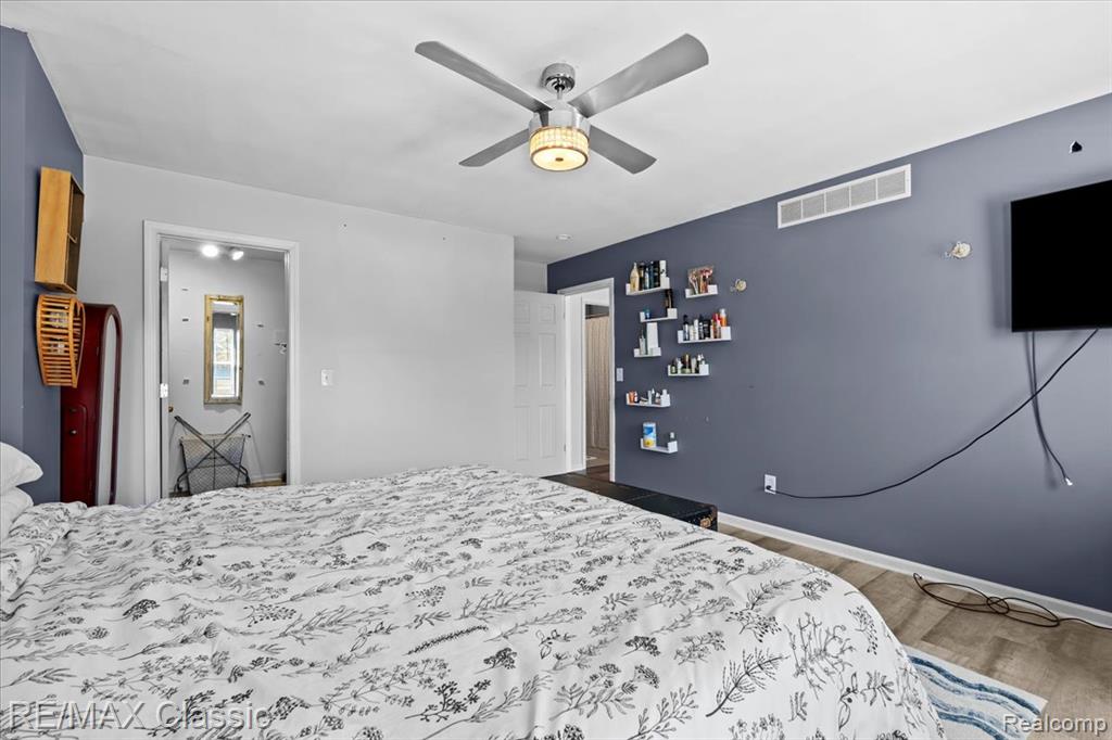 10979 Milford Road, Holly, MI 48442 — Photo 12