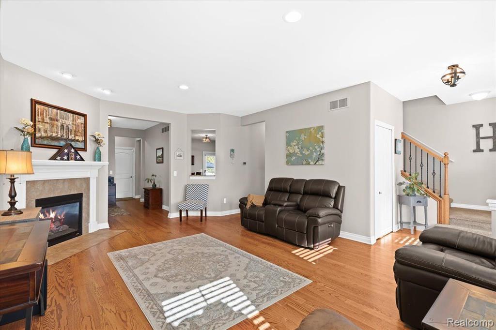 50478 JEFFERSON Street, Canton, MI 48188 — Photo 11