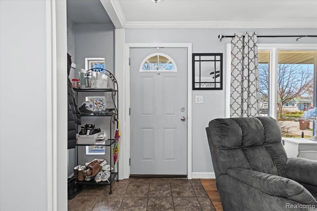 4237 EASTLAWN Avenue, Wayne, MI 48184 — Photo 4