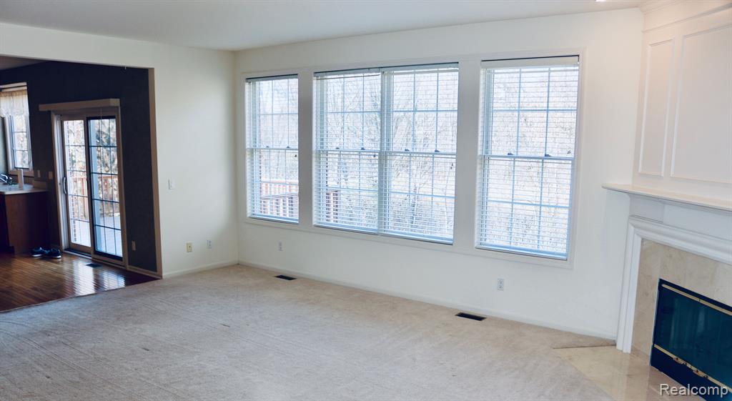 5234 CREEKMONTE Drive, Rochester, MI 48306 — Photo 6