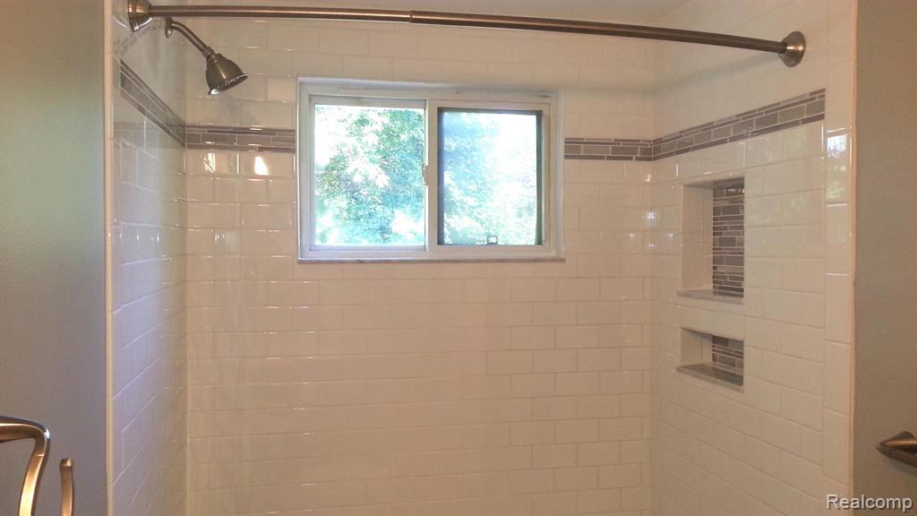 80 Myron Street, Ortonville, MI 48462 — Photo 28