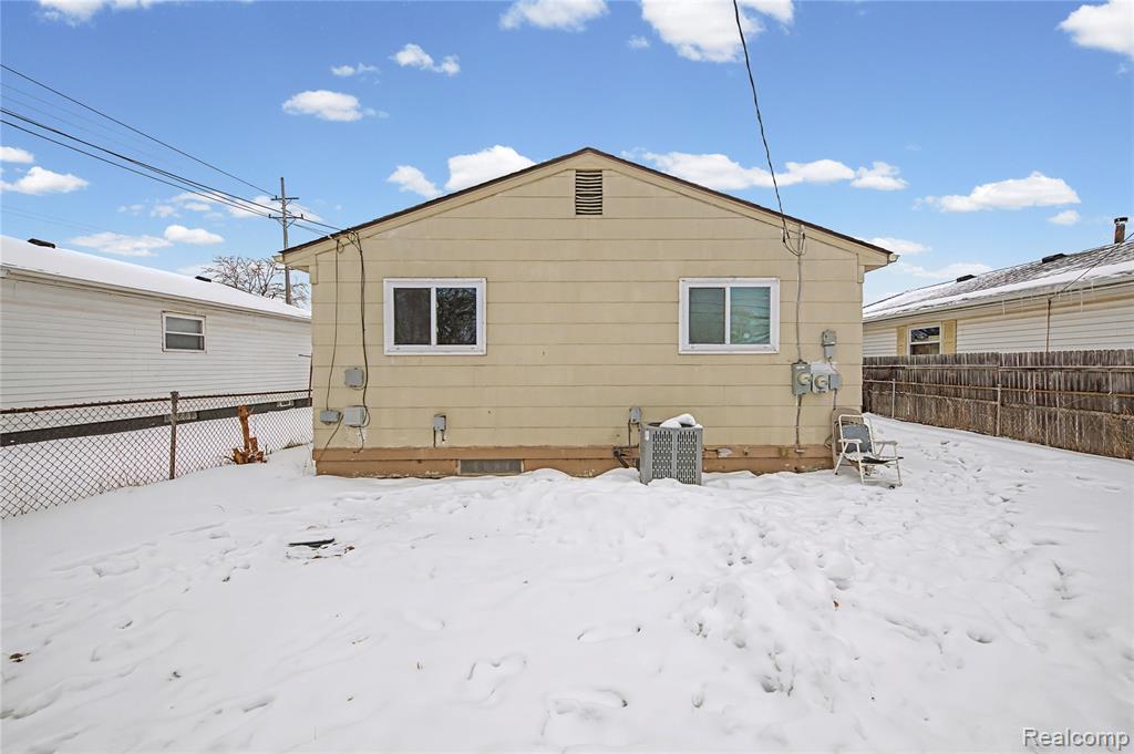 6753 Madison Street, Taylor, MI 48180 — Photo 10