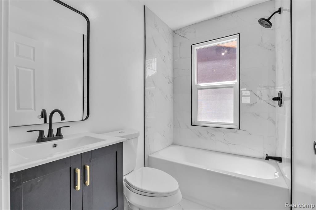 14521 SUSSEX Street, Detroit, MI 48227 — Photo 26