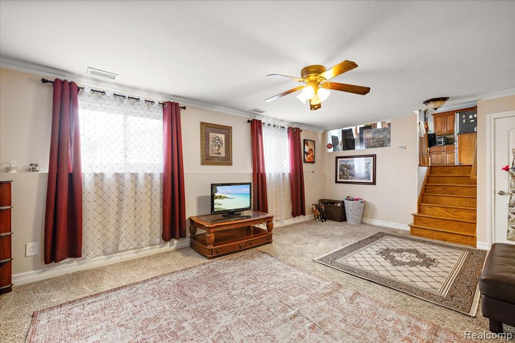 40058 Fraser Drive, Sterling Heights, MI 48310 — Photo 22