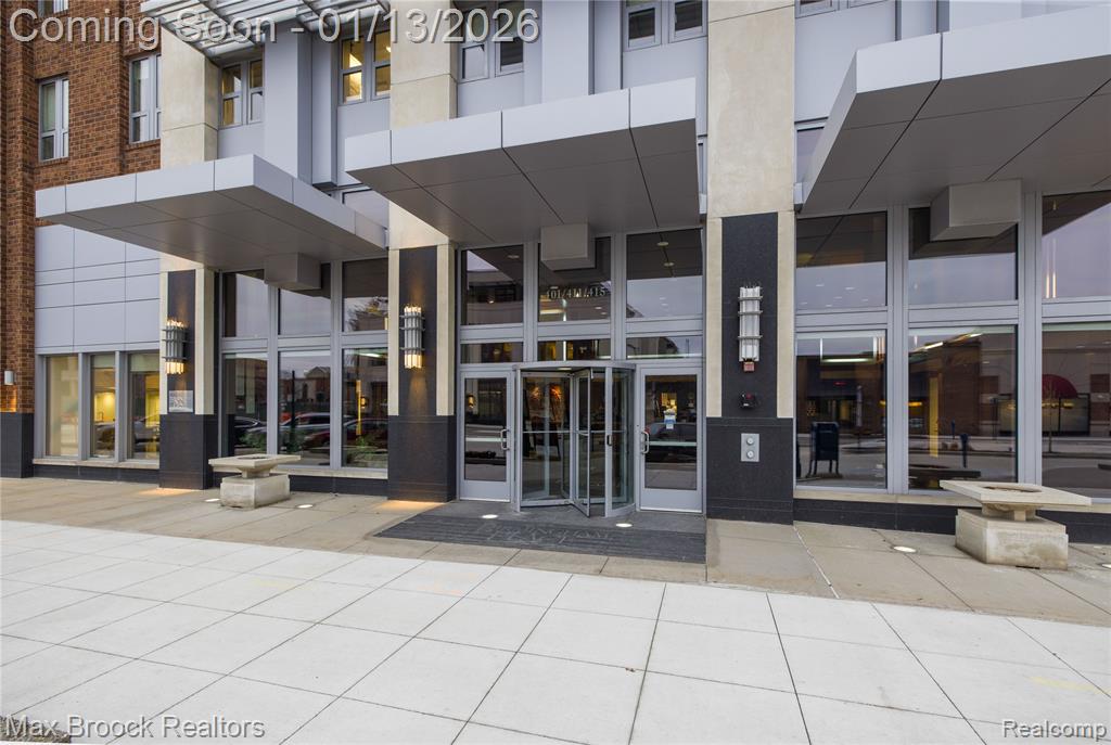 411 S Old Woodward Avenue, 611, Birmingham, MI 48009 — Photo 2