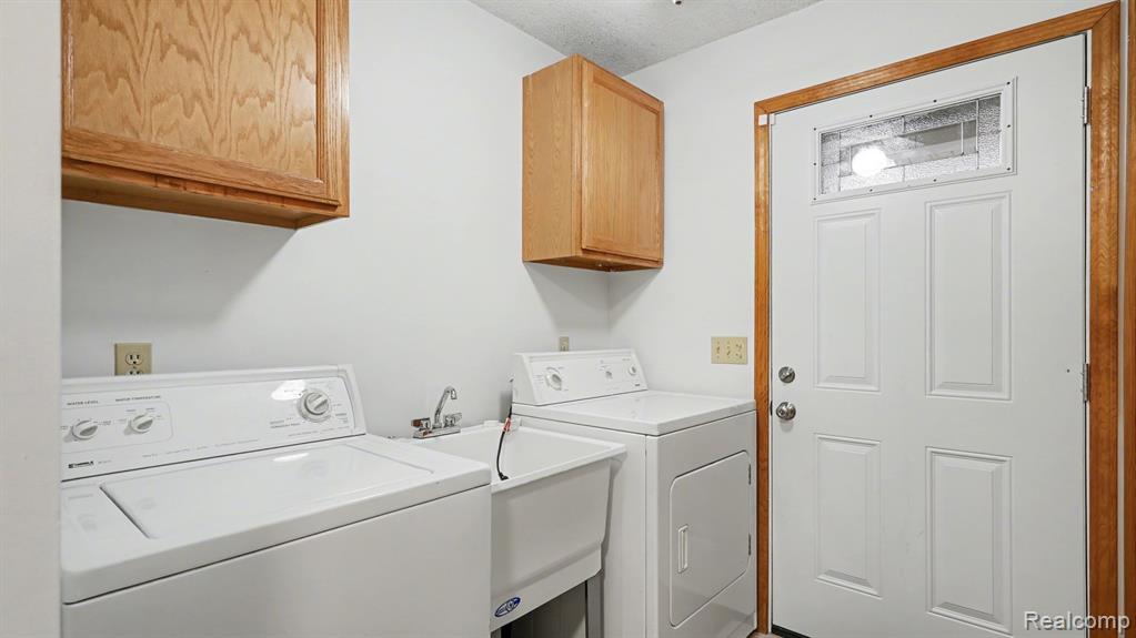 301 W Fike Road, Sanford, MI 48657 — Photo 12