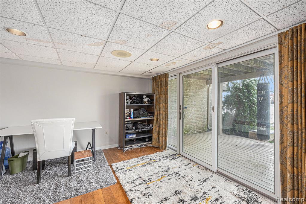 584 Cambridge Way, Bloomfield Hills, MI 48304 — Photo 32